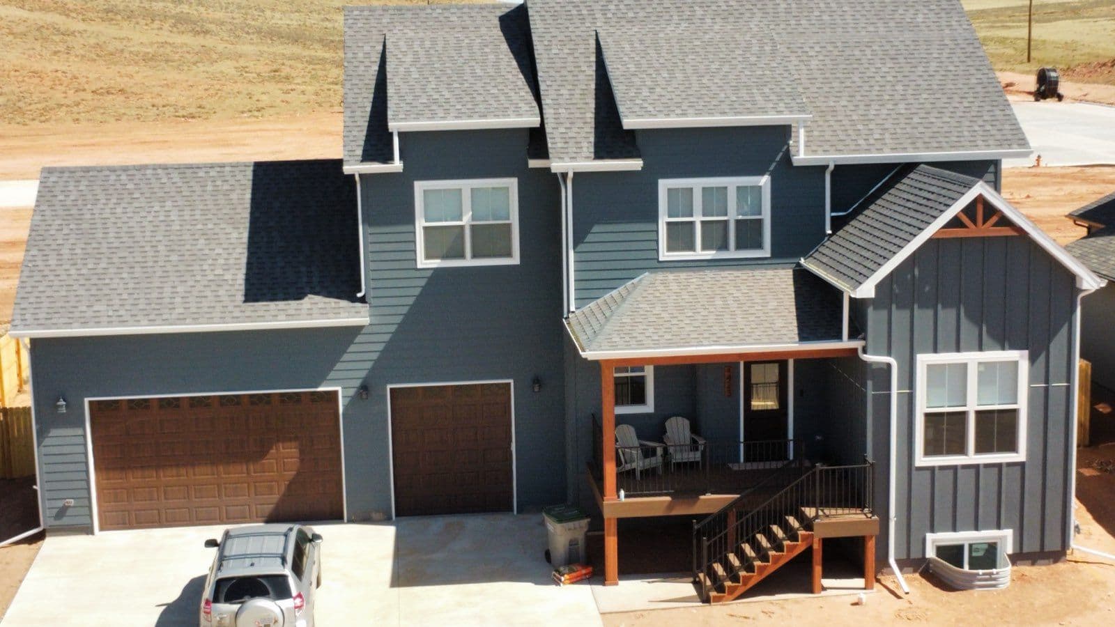 Gallery photos for Expert Shingle Roofing for Stylish Homes: Image #1